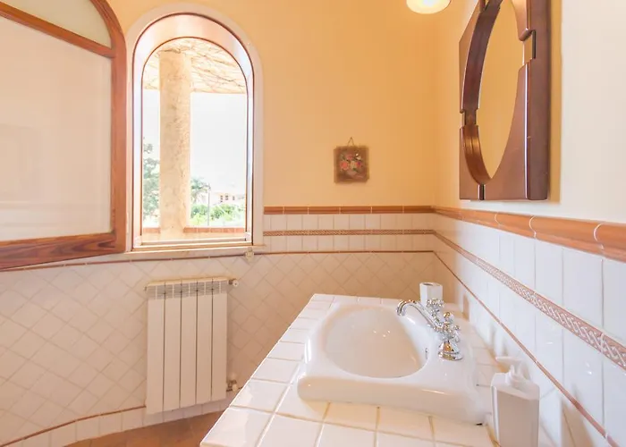 Villa Don Ciccio Sea House *